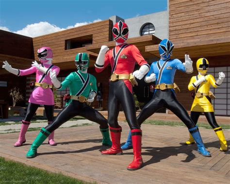 Nickelodeon Presents Next Generation of Iconic Power Rangers Franchise ...