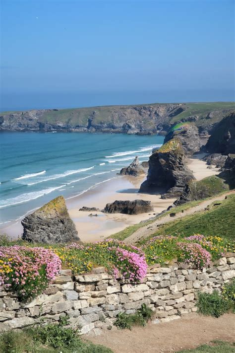 Holiday Houses and Accommodation Available to Rent Cornwall