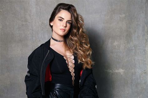 JoJo: Singer on Parents' Addiction, Drinking Problem, Depression