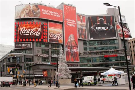 Yonge Street (Toronto) - All You Need to Know BEFORE You Go - Updated 2021 (Toronto, Ontario ...