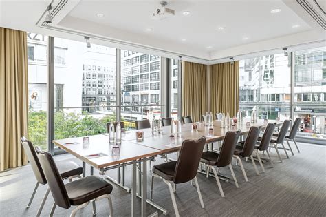 NH Collection Berlin Mitte Friedrichstrasse: 4* Berlin Hotel