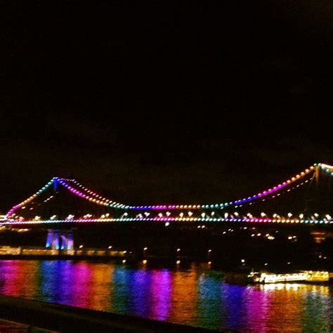 Story Bridge Brisbane by night | Bay bridge, Travel, Landmarks