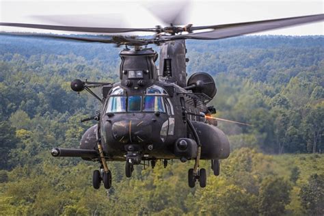 160th SOAR MH-47G firing minigun [1024x683] : r/Helicopters