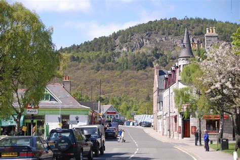 Ballater Cottages | Ballater Self Catering Cottages