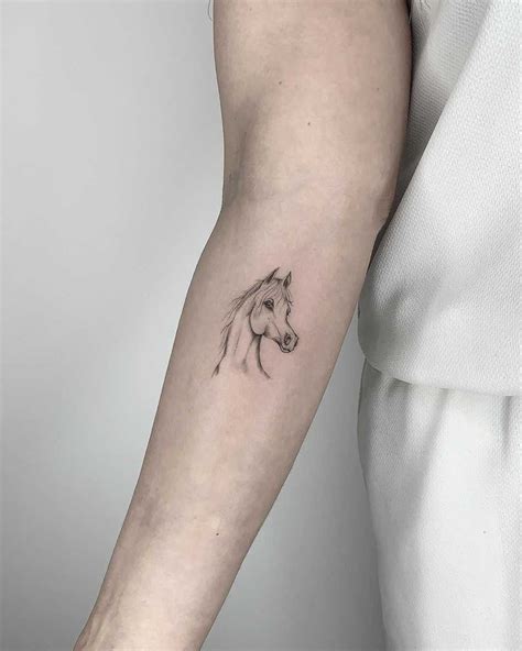 Minimalist Tattoo Unicorn - Wiki Tattoo