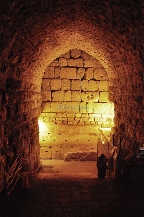 Western Wall Tunnels