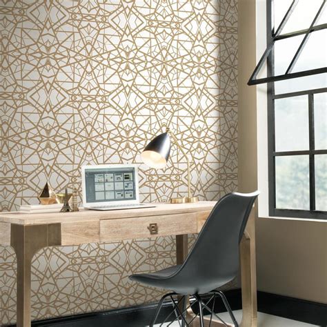 SHATTER GEOMETRIC WHITE/GOLD PEEL & STICK WALLPAPER |Peel And Stick ...