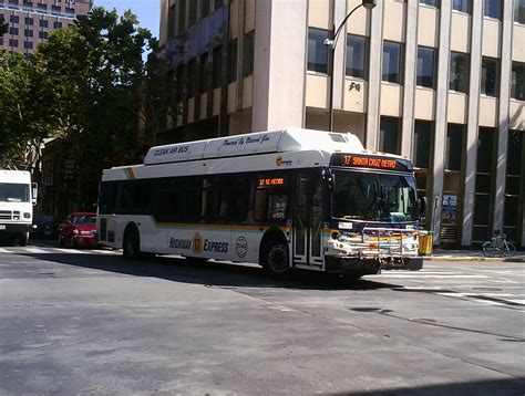 File:Santa Cruz Metropolitan Transit District 1001-a.jpg - CPTDB Wiki