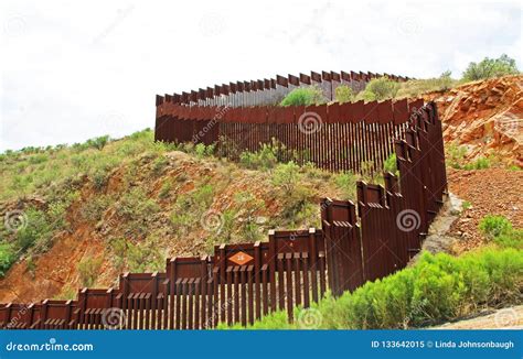 Border Fence Separating the US from Mexico Near Nogales, Arizona Stock ...