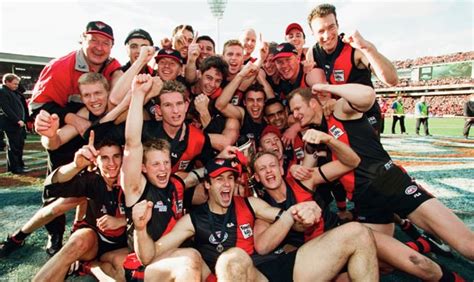 2000 - essendonfc.com.au