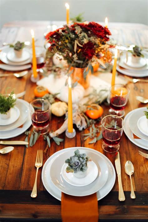 A Modern, yet Rustic Thanksgiving Tablescape | Rustic thanksgiving, Thanksgiving dinner table ...