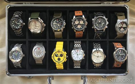 Collecting Vintage Swiss Army Watches - Watch Hunter - Watch Reviews ...