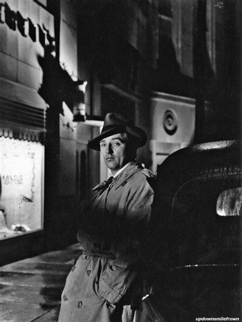 Robert Mitchum in “Out of the Past” | Film noir, Mitchum, Film noir photography