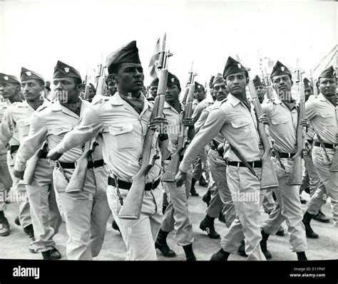 Ethiopian soldiers hi-res stock photography and images - Alamy