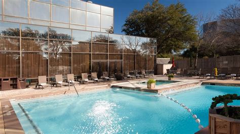 Addison Hotel | Renaissance Dallas Addison Hotel