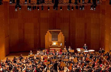 The documentary "L'Orchestra" at the Philharmonie in Berlin