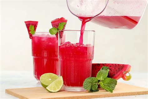 Dragon Fruit Juice Recipe: A Healthy, Vegan-Friendly Summer Drink