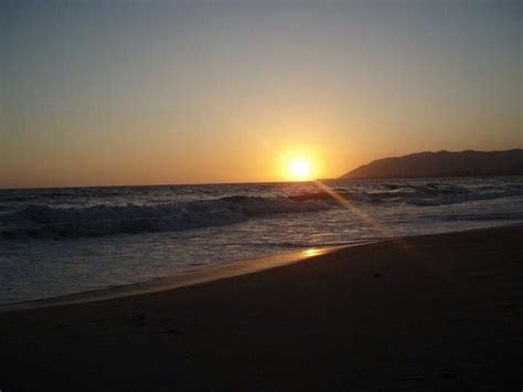 Ventura beach at sunset Photograph by Jessica Sheehan - Fine Art America