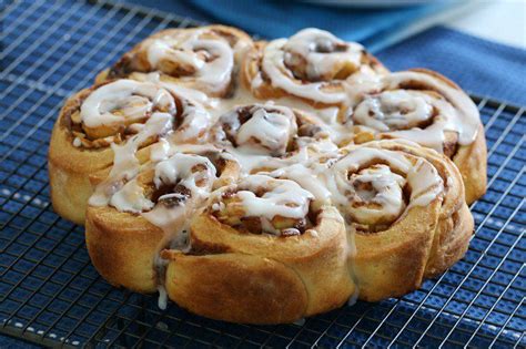 Apple & Cinnamon Scrolls | Recipe | Cinnamon scrolls, Thermomix baking, Baking