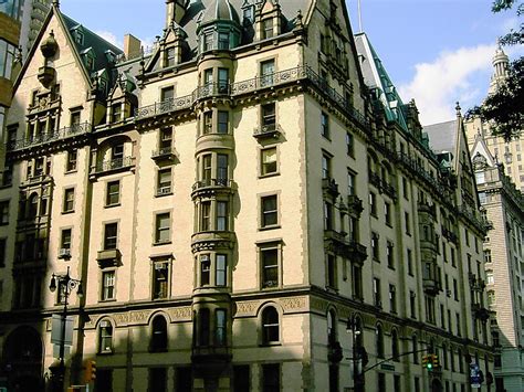 The Dakota in New York City, USA | Sygic Travel