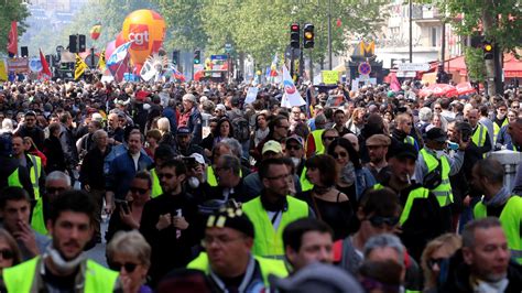 Paris protesters demand Macron resignation as scenes turn ugly | World ...