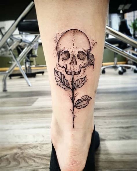 Top 81 Best Skull and Rose Tattoo Ideas - [2020 Inspiration Guide] - Next Luxury