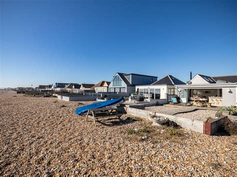 Pevensey Bay Beach Retreat, Pevensey Bay | Beach Stays