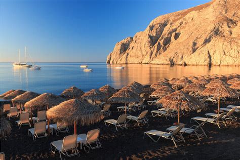 Kamari Black Beach Santorini | Kamari Tours Excursions