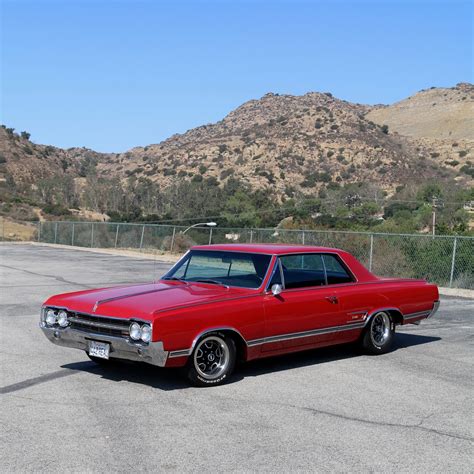 Covering Classic Cars : 1965 Oldsmobile 442 from our Spring Car Care Guide