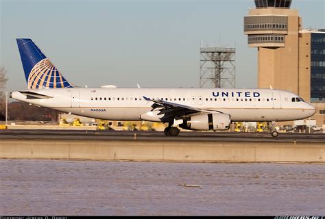 Airbus A320-232 - United Airlines | Aviation Photo #5461777 | Airliners.net