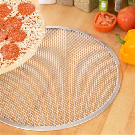 16" Aluminum Pizza Screen in Pizza Screens from Simplex Trading ...