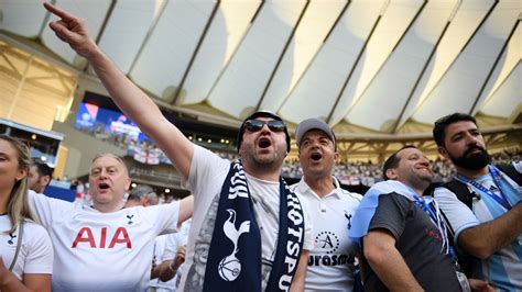 Tottenham vs Liverpool: Fans 'turned away' from Champions League final ...