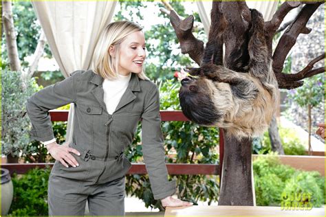 Kristen Bell Reunites With A Sloth on 'Ellen' Series After Her Viral ...