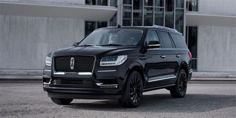 2021 Lincoln Navigator Review, Pricing, and Specs