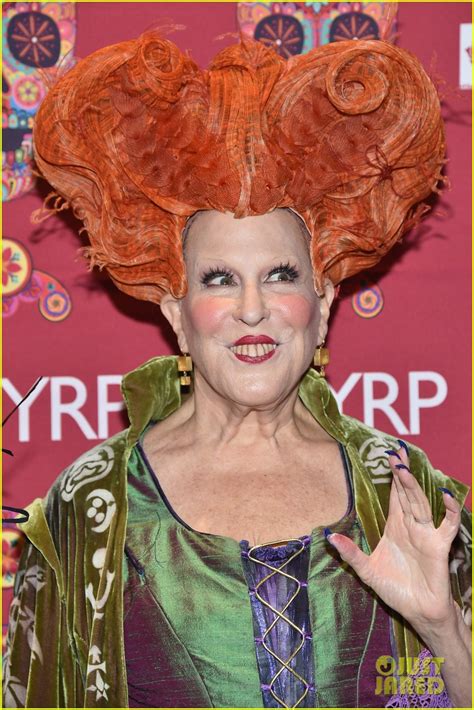 Bette Midler Slams Donald Trump with 'Hocus Pocus' Tweet: Photo 3977287 | Bette Midler, Donald ...