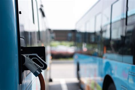 Webinar: Lessons Learned in Electric Bus Charging – Atlas EV Hub