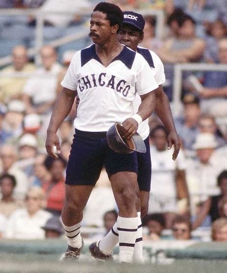 Worst Uniforms : Chicago White Sox Shorts 1976 – Mop-Up Duty