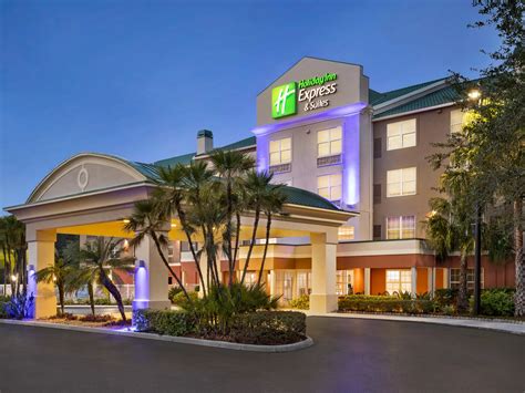 Holiday Inn Express & Suites Sarasota East - I-75 - Hotel Reviews & Photos