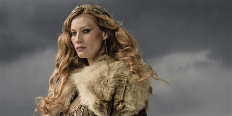 Vikings: Why Lagertha Killed Aslaug In Season 4