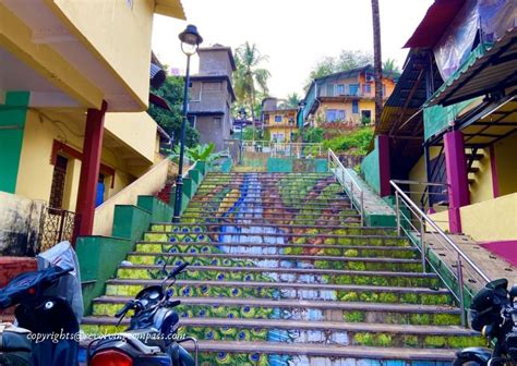 A self guided walking tour of Fontainhas - the Latin quarter of Goa - The Revolving Compass