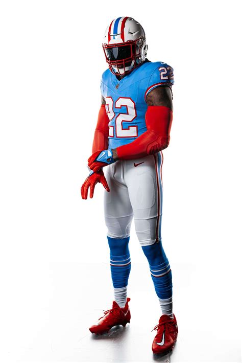 Tennessee Titans Unveil Houston Oilers Throwback Uniform