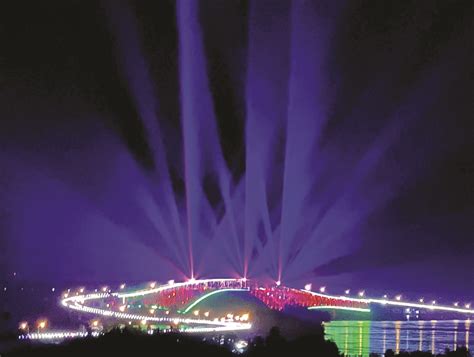 Aesthetic lighting at the San Juanico Bridge all set on Oct.19 - Leyte ...