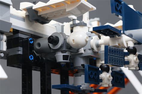 LEGO IDEAS 21321 International Space Station review