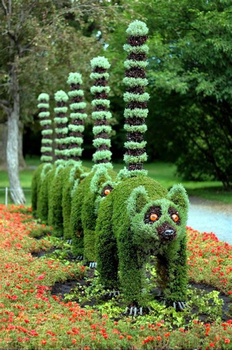 20+ Wonderful Grass Sculptures That Will Make Your Day For Sure - Top ...