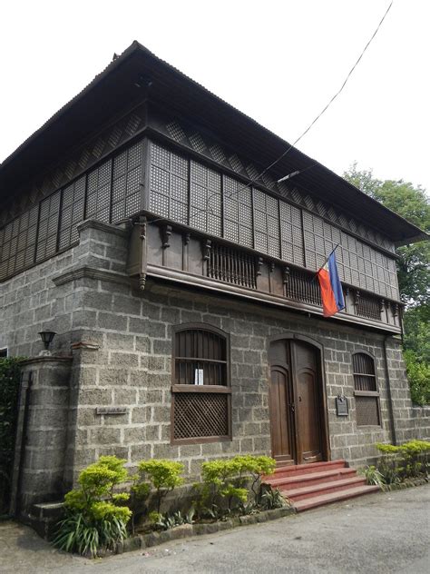 Category:Ylagan-De la Rosa Ancestral House - Wikimedia Commons | Philippine houses, Filipino ...