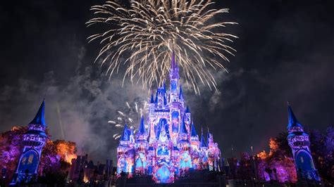 Happily Ever After Fireworks Show at Magic Kingdom | Walt Disney World ...