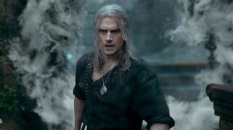 Henry Cavill's The Witcher Suffers Humiliating Defeat On Netflix