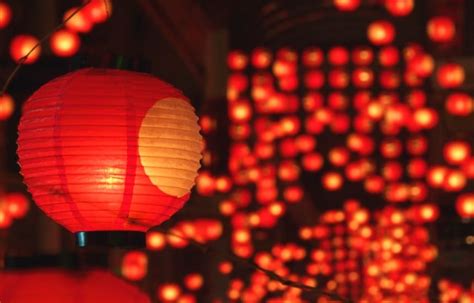 8 Gorgeous Japanese Lantern Festivals | All About Japan