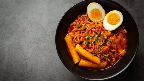 Delicious Buldak Ramen Recipe: Unleash Your Inner Heat-seeker - Blend of Bites