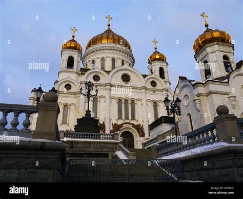 Cathedral of Christ the Saviour in Moscow Stock Photo - Alamy